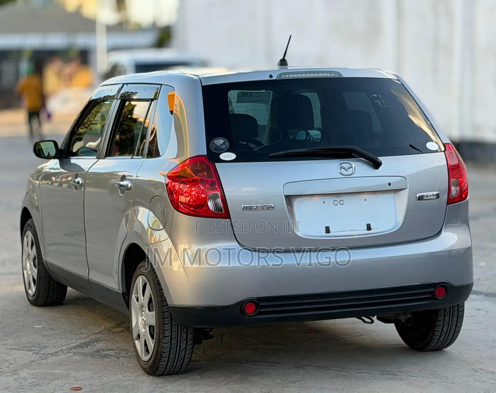 Mazda Verisa 2011 Silver