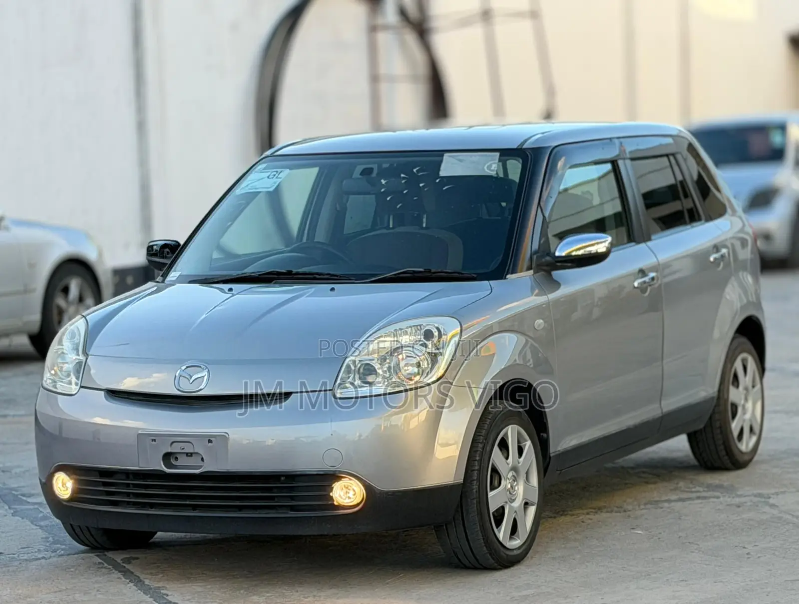 Mazda Verisa 2011 Silver