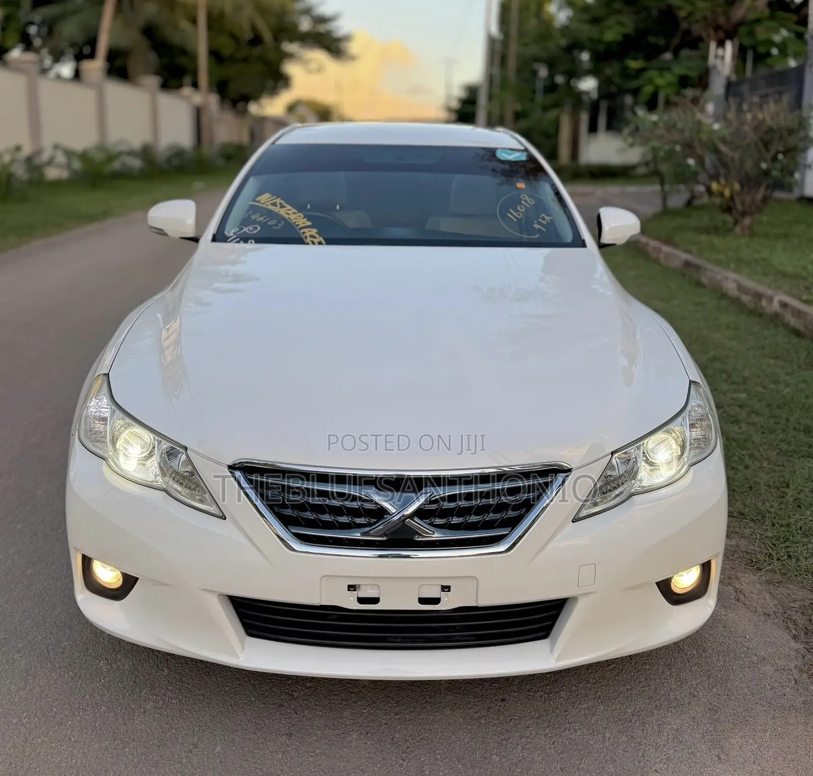 Toyota Mark X 2012 White