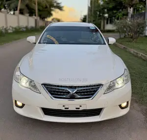 Toyota Mark X 2012 White