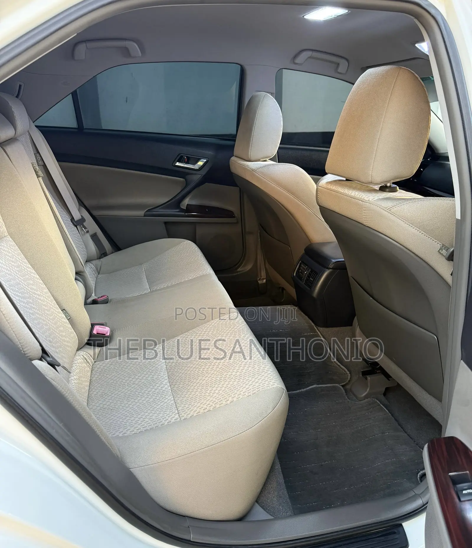 Toyota Mark X 2012 White