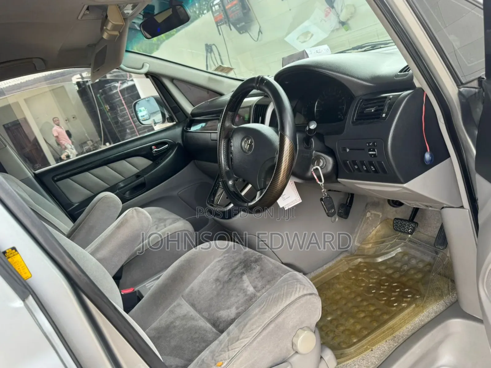 Toyota Alphard 2008 Silver