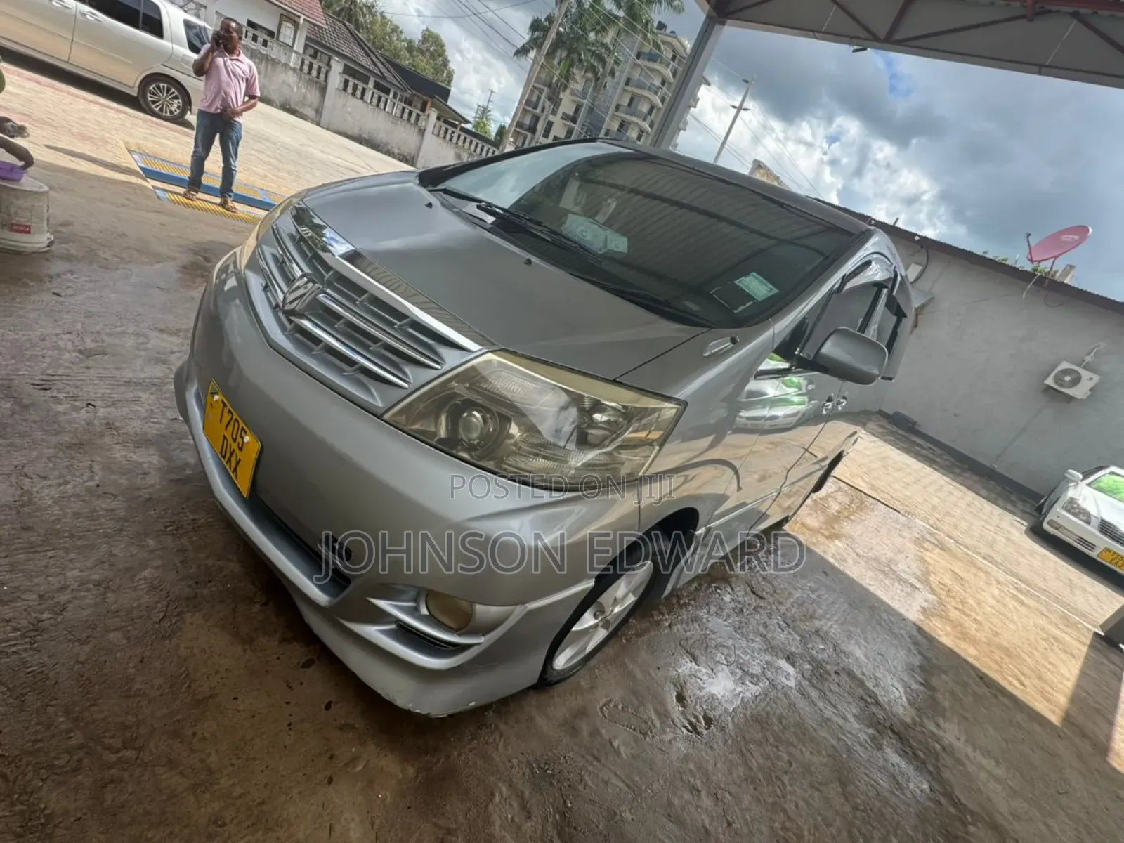 Toyota Alphard 2008 Silver