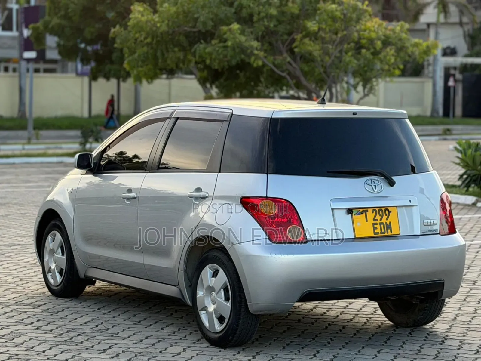 Toyota IST 2005 Silver