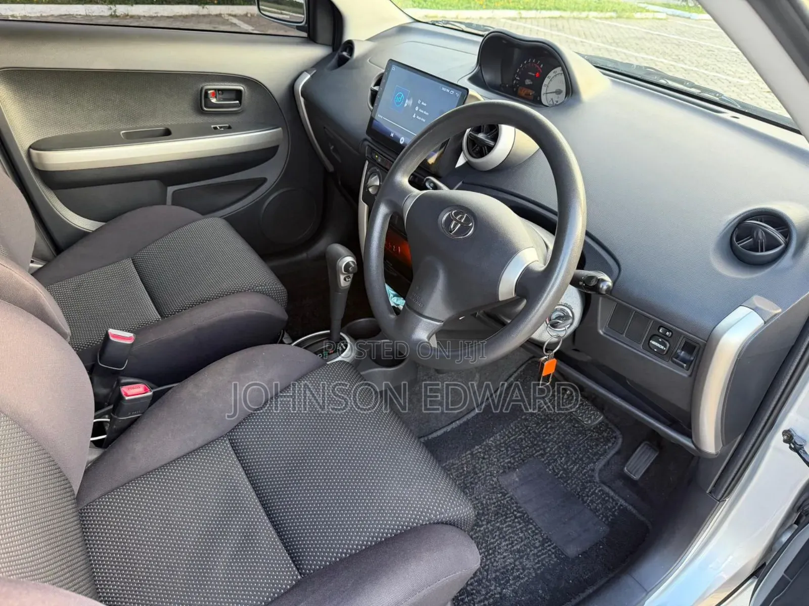Toyota IST 2005 Silver