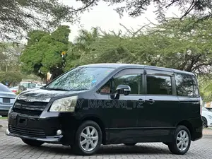 Toyota Noah 2008 Black