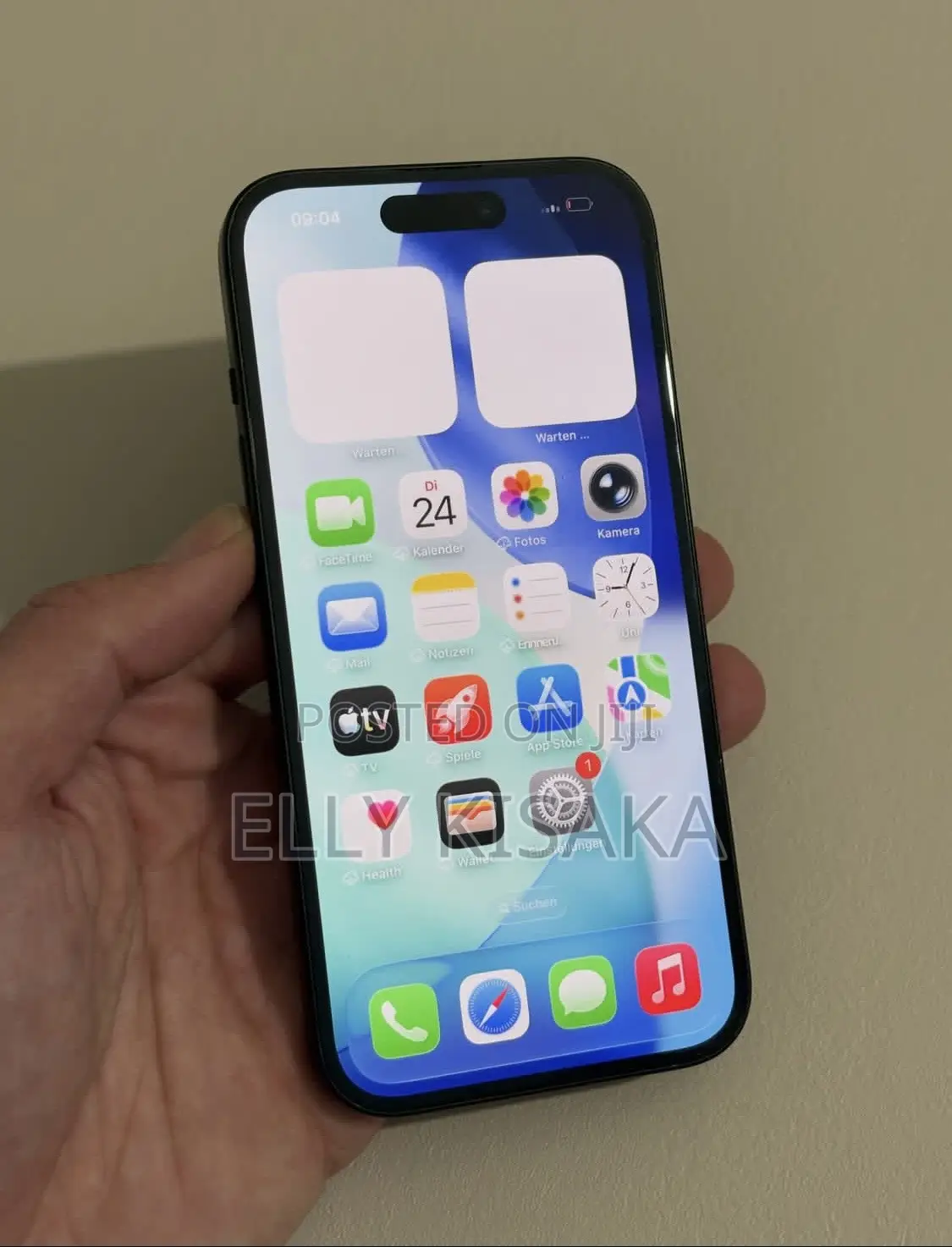 New Apple iPhone 15 128 GB Black