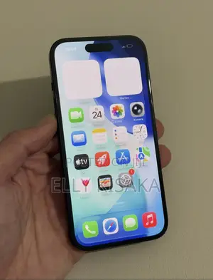 New Apple iPhone 15 128 GB Black