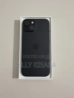 New Apple iPhone 15 128 GB Black