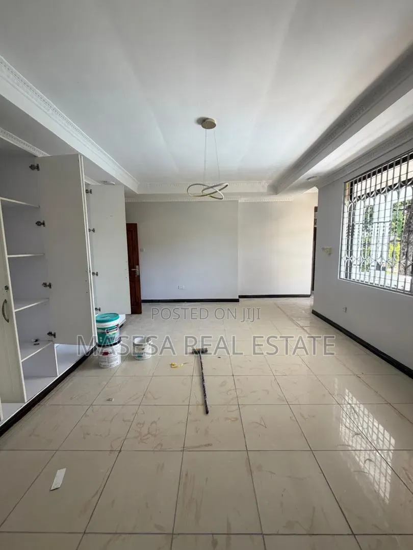 4bdrm House in Masaki for rent