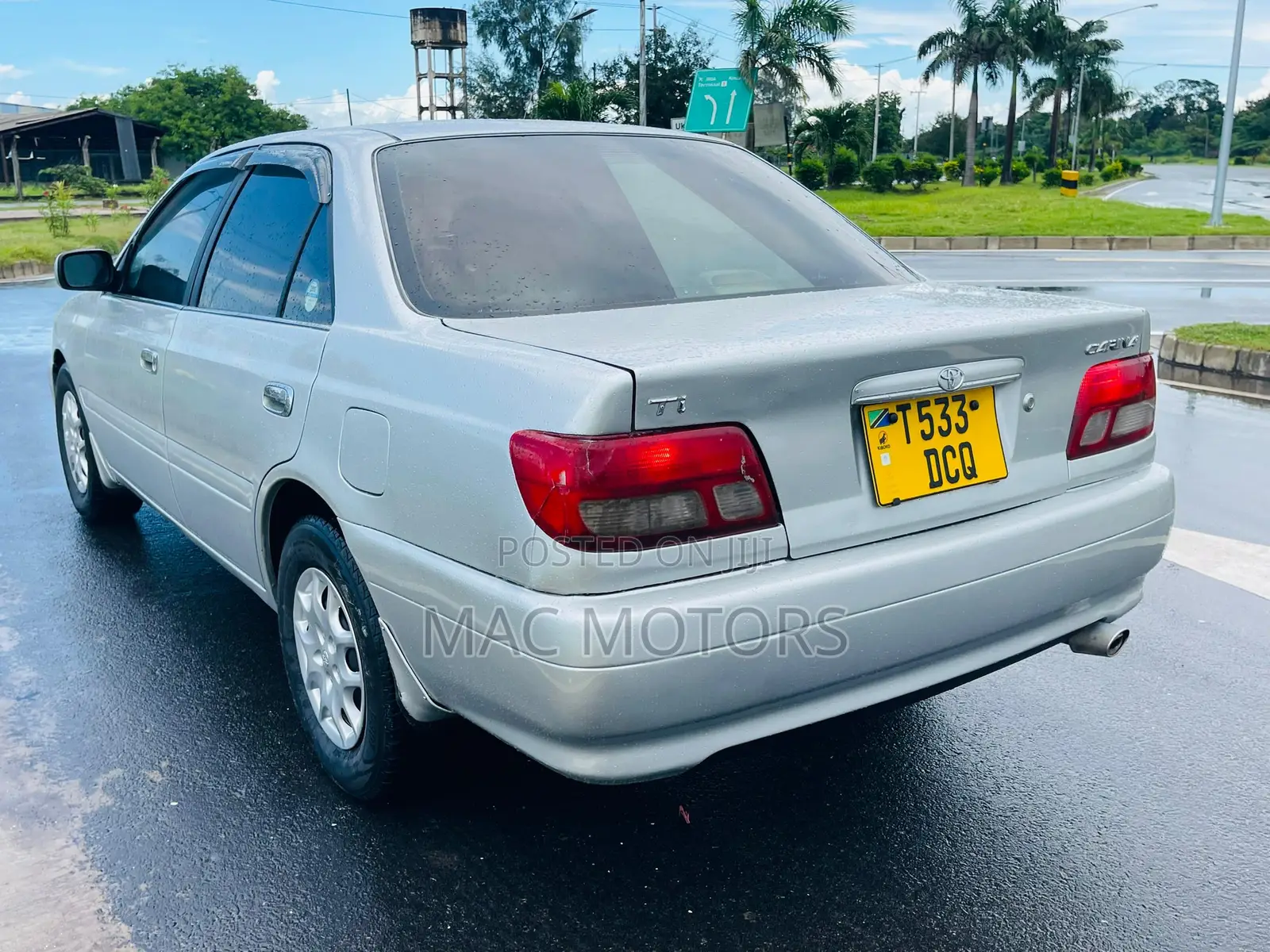 Toyota Carina 1.5 FWD Sedan 2001 Silver