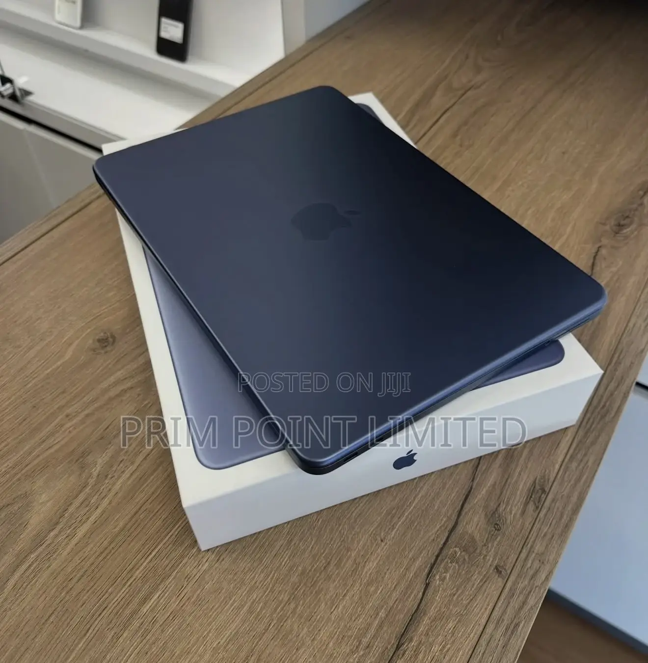 New Laptop Apple MacBook Neo 2026 8GB Apple M4 SSD 256GB