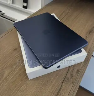 New Laptop Apple MacBook Neo 2026 8GB Apple M4 SSD 256GB