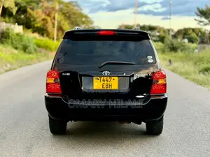Toyota Kluger 2005 Black