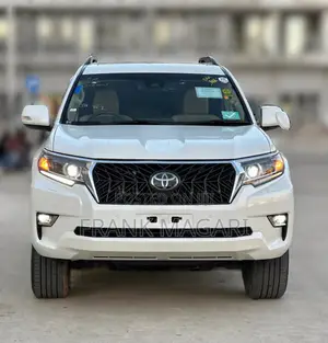 Toyota Land Cruiser Prado 2021 White
