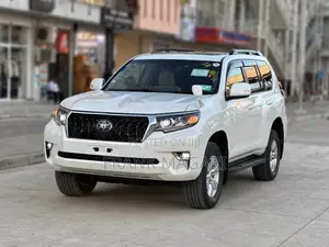 Toyota Land Cruiser Prado 2021 White