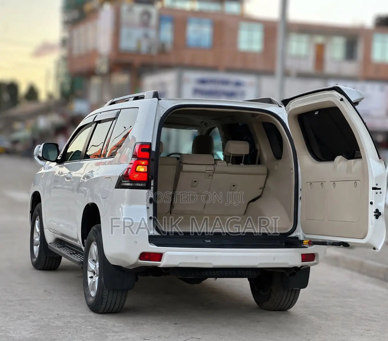 Toyota Land Cruiser Prado 2021 White