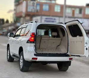Toyota Land Cruiser Prado 2021 White
