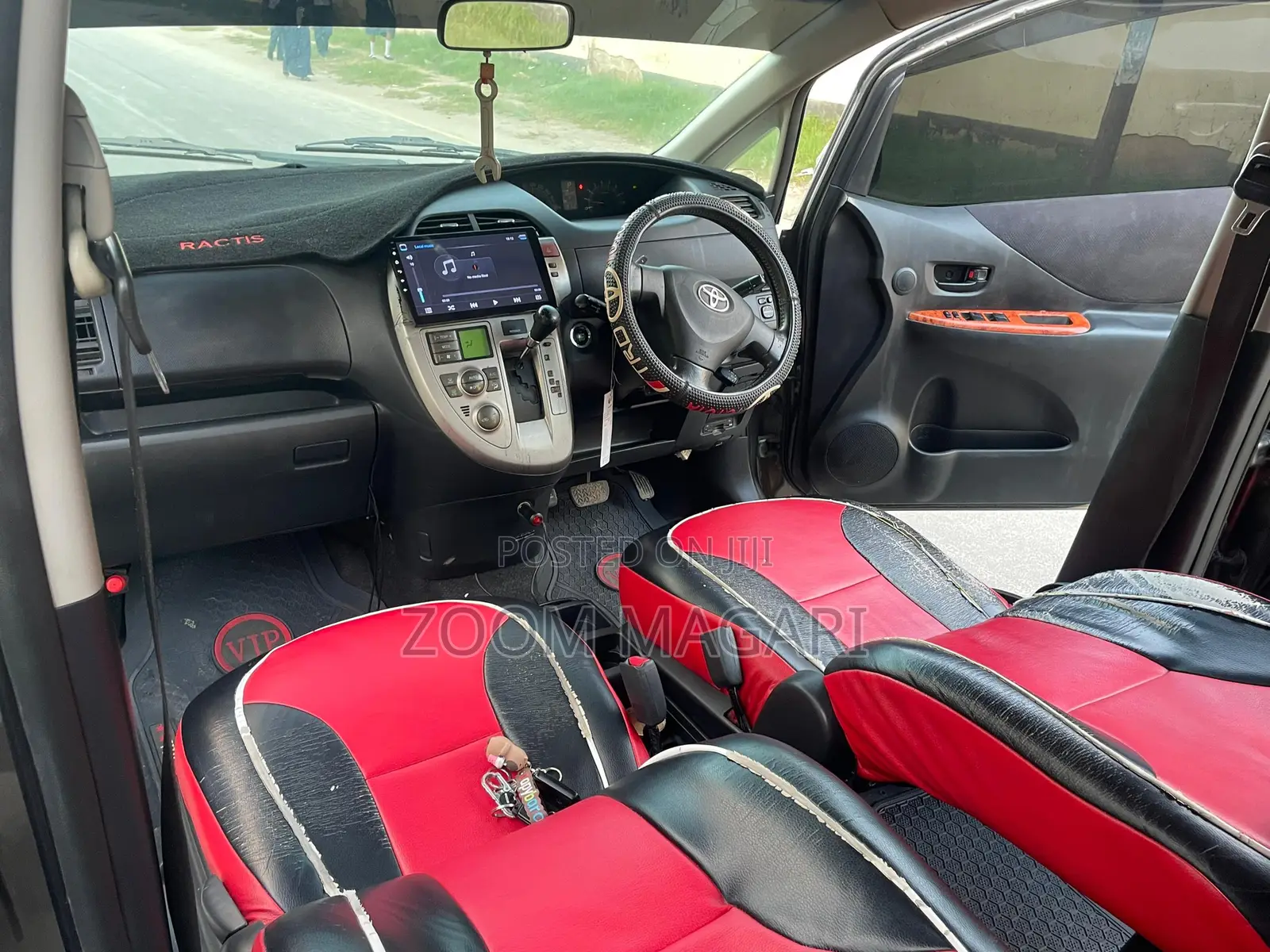 Toyota Ractis 2007 Brown