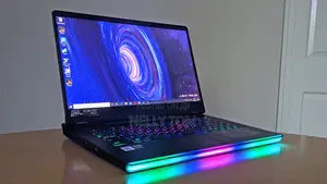 New Laptop MSI GE66 Raider 16GB Intel Core i7 SSD 512GB