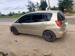 Toyota Corolla Spacio 2004 Silver