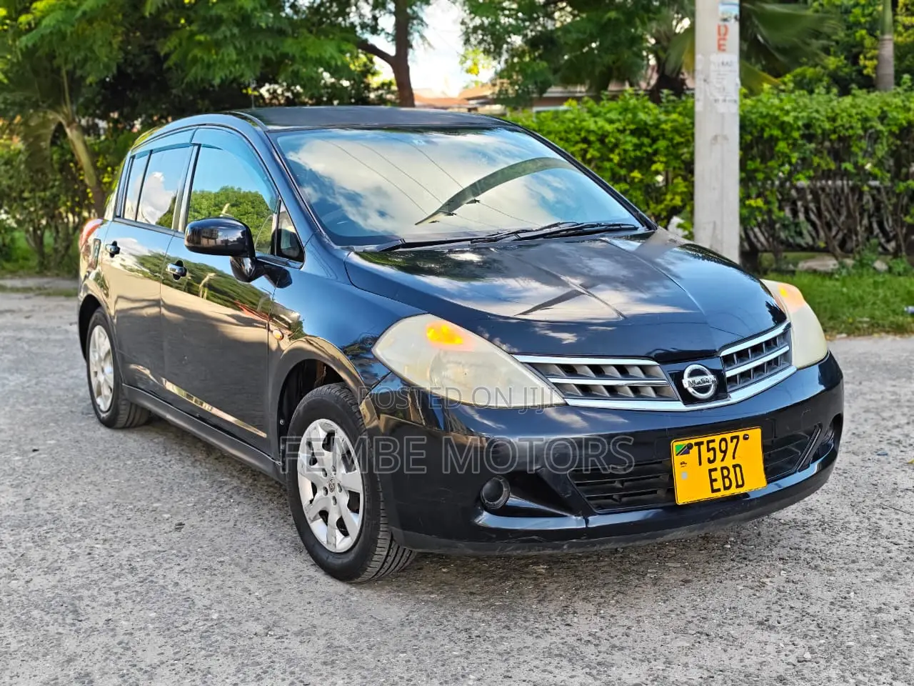 Nissan Tiida 2007 Black