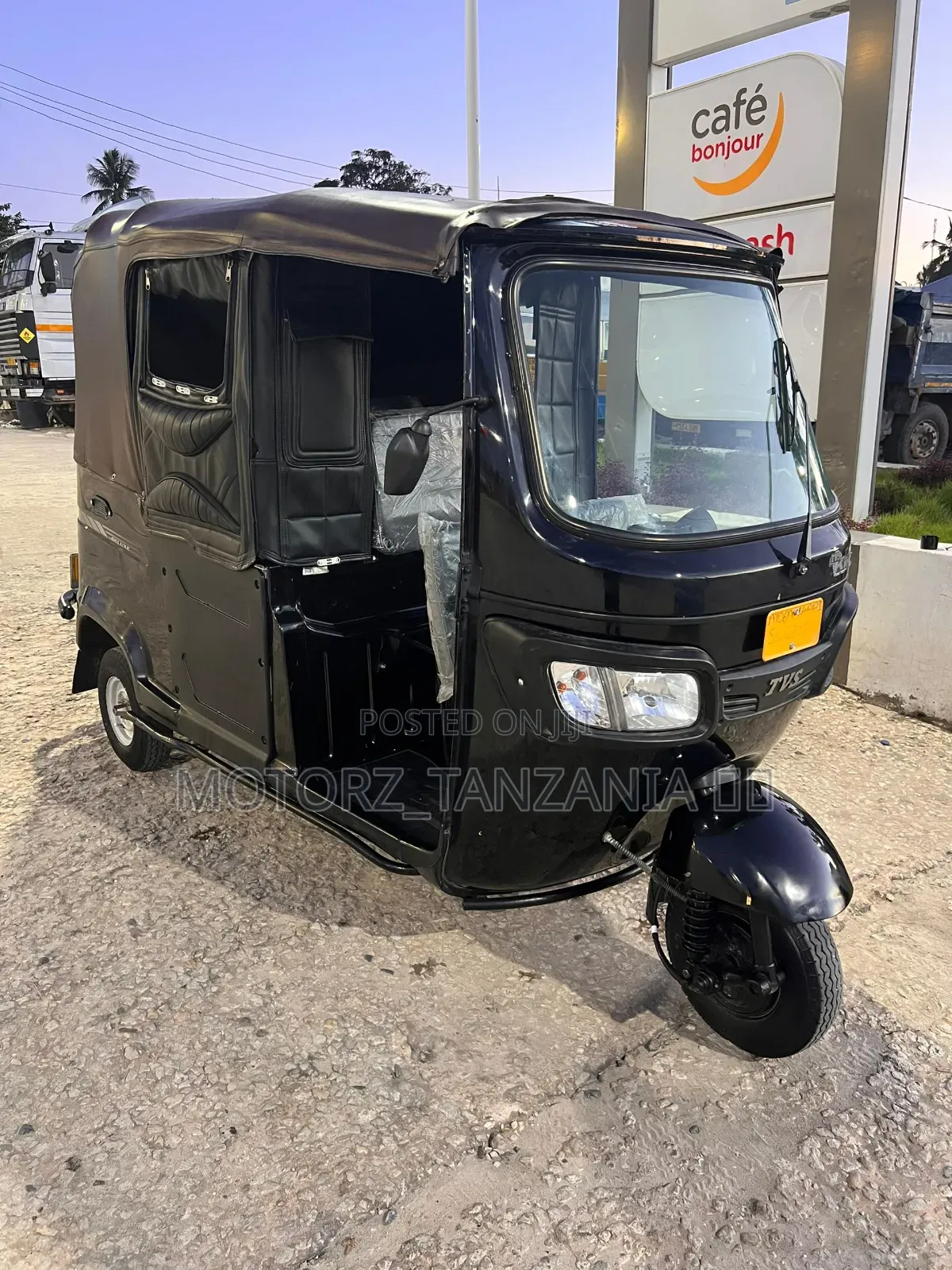 TVS King Deluxe Plus iTouch Start 2026 Black