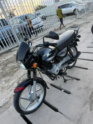 Bajaj Boxer 125 2025 Black