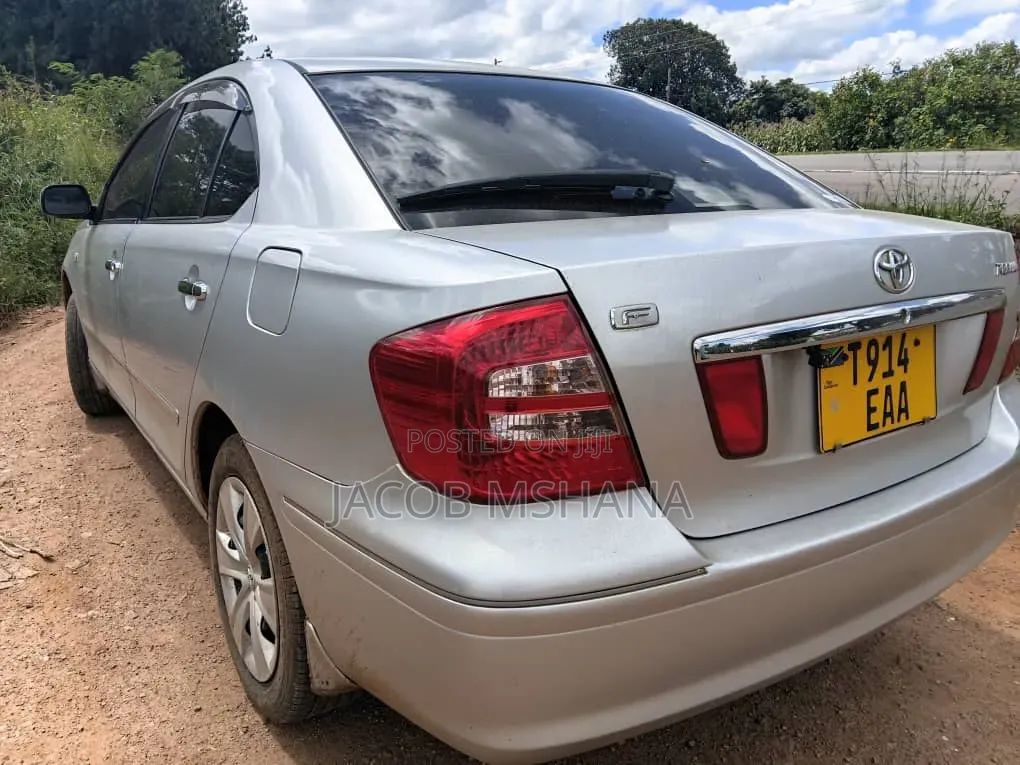 Toyota Premio 2006 Silver