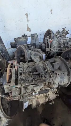 Used Genuine Gearbox for Trucks and Buses
