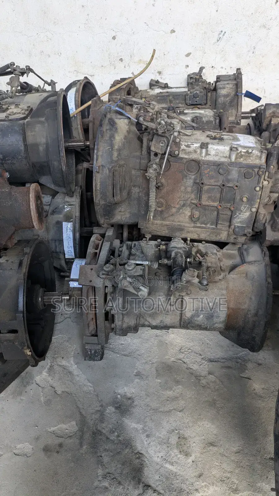 Used Genuine Gearbox for Trucks and Buses