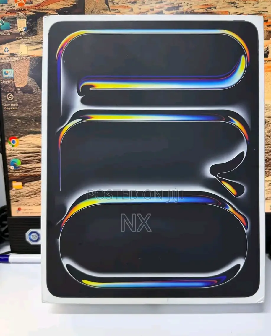 New Apple iPad Pro 13 (2024) 256 GB Black