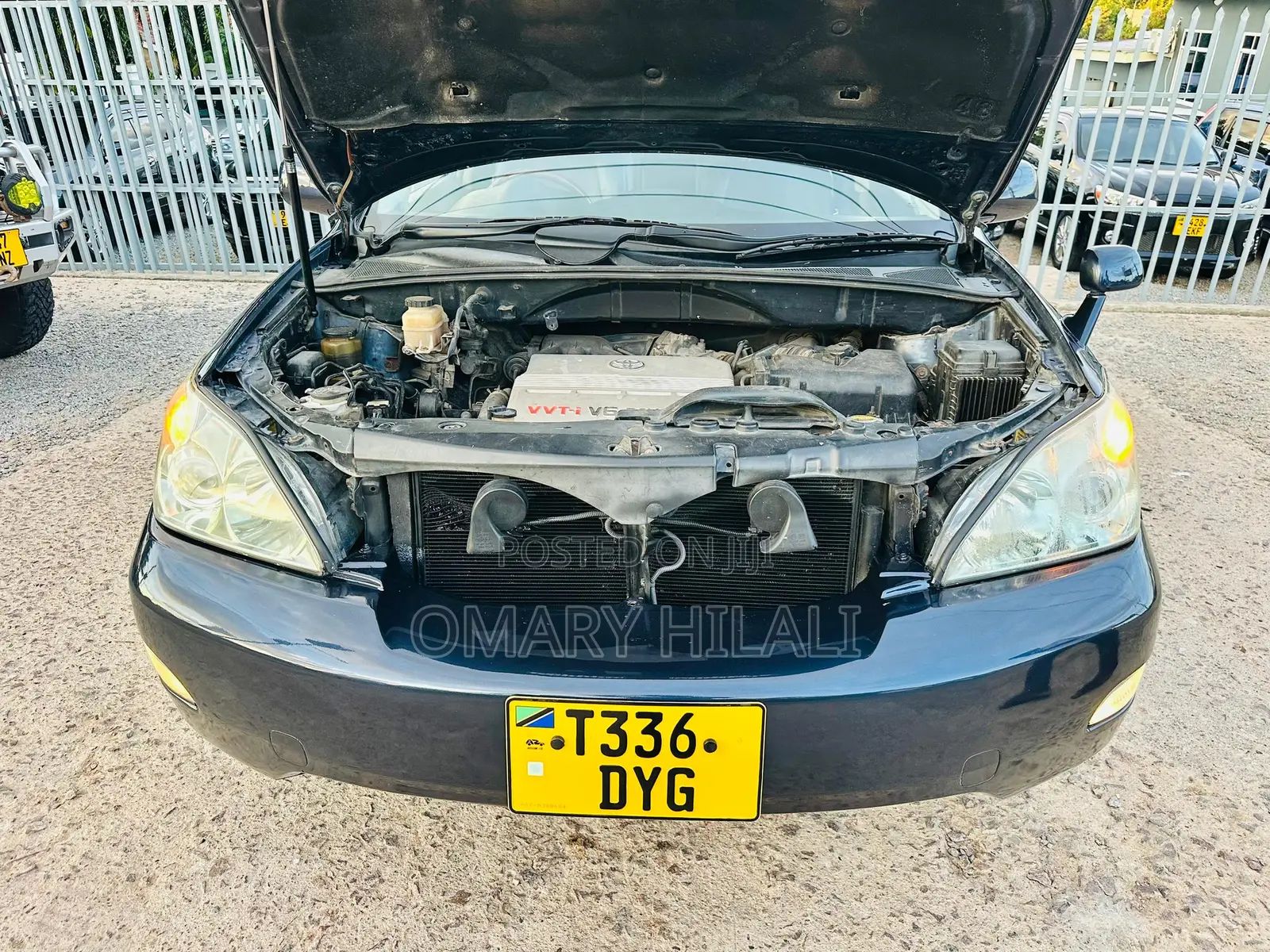 Toyota Harrier 2004 Gray