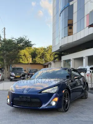 Toyota GT86 2013 Blue
