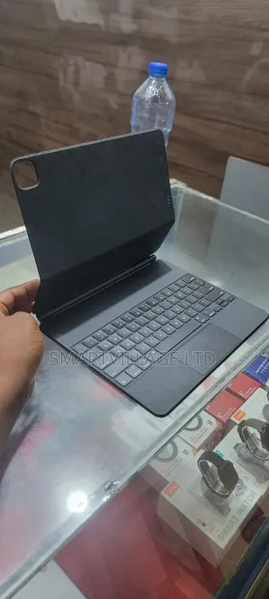 Used Magic Keyboard for iPad Pro With 12.9 [2018 to 2022]