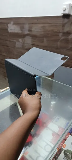 Apple Magic Keyboard For iPad Pro With 12.9 [2018-2022]