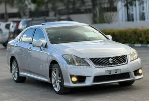 Toyota Crown 2011 Silver