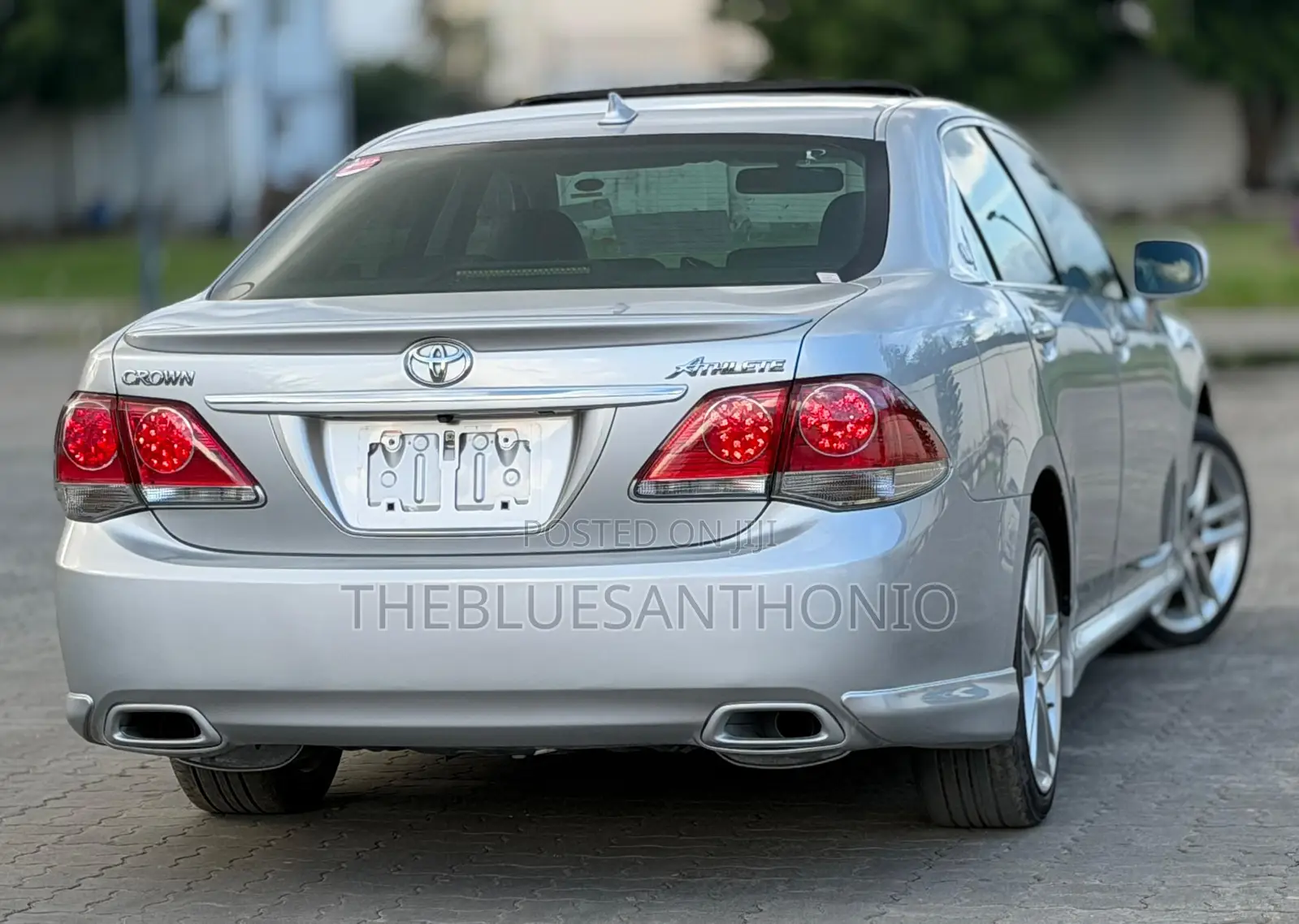 Toyota Crown 2011 Silver