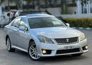 Toyota Crown 2011 Silver