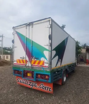 Canter Ya Friji :Ek
Gari Mpya
4d34 Turbo
Manual
Diesel
Full F