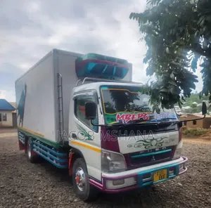 Canter Ya Friji :Ek
Gari Mpya
4d34 Turbo
Manual
Diesel
Full F