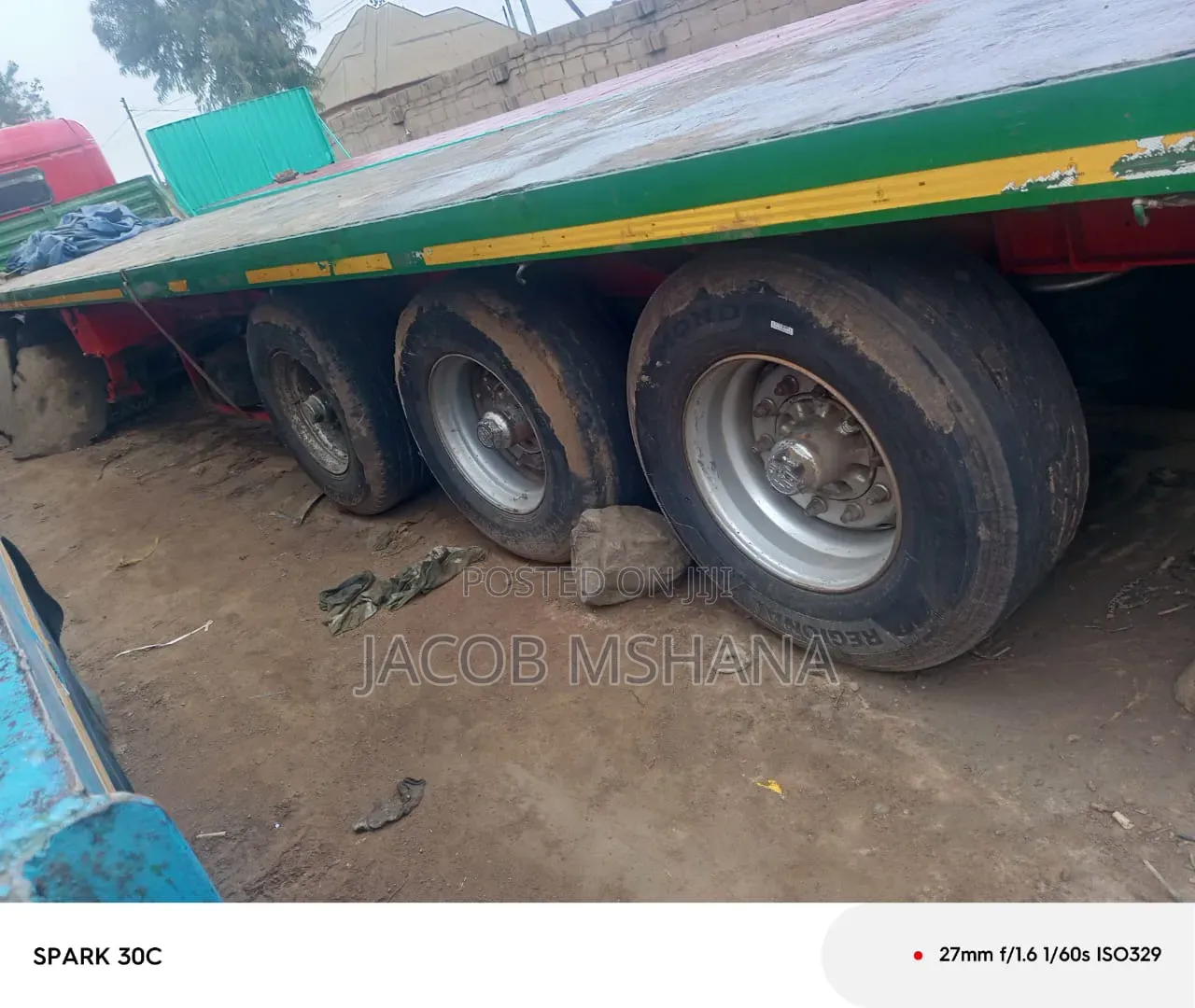 Semi 114 380