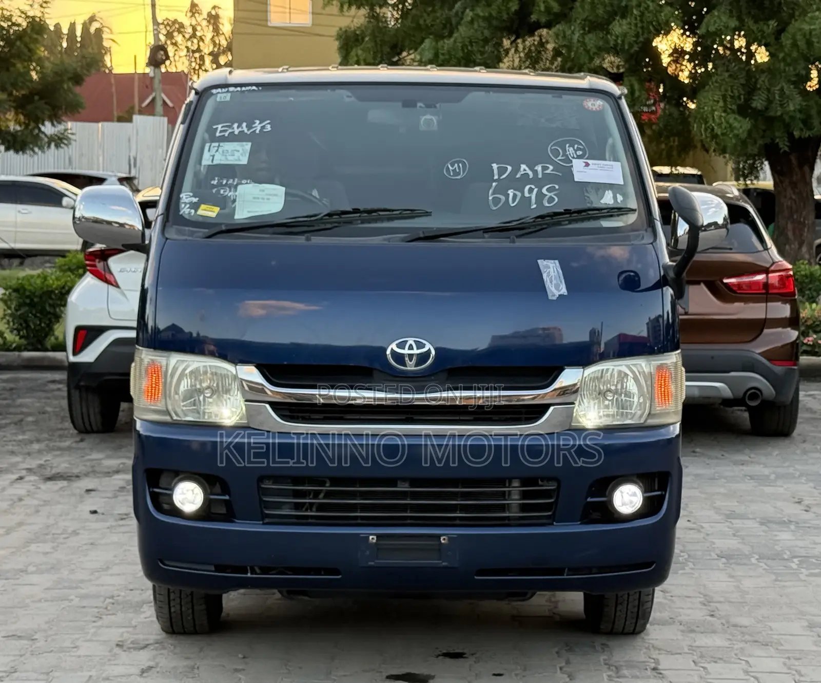 Toyota HiAce 2005 Blue