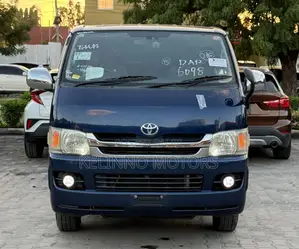 Toyota HiAce 2005 Blue