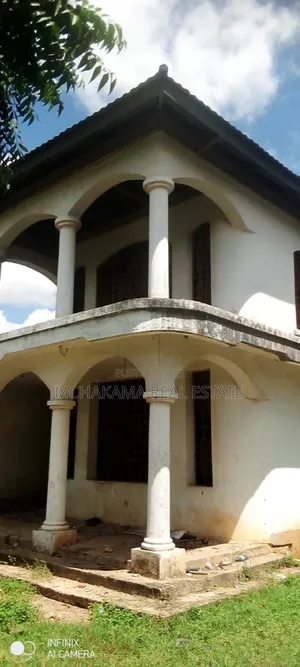 7bdrm Block of Flats in Mchakama Real Estate, Kigamboni for sale