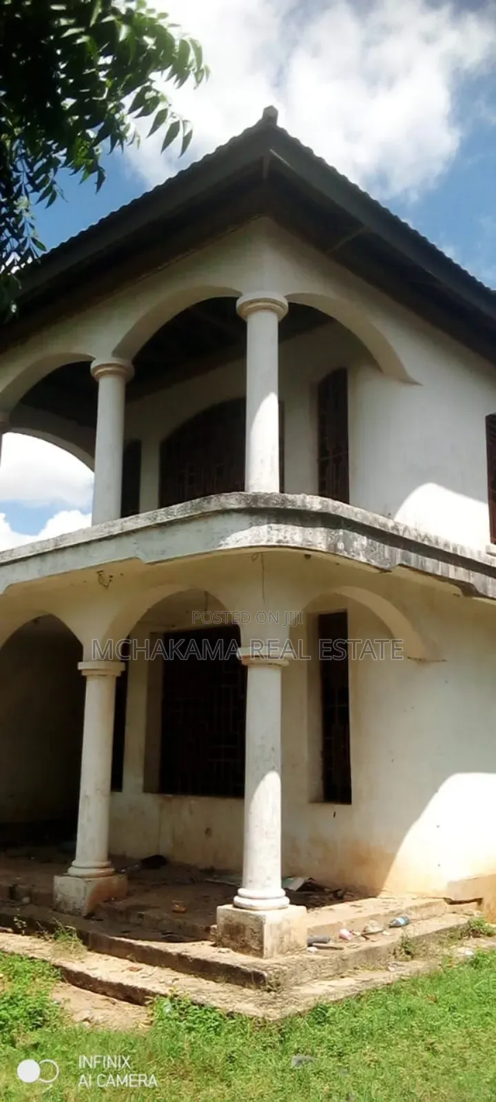 7bdrm Block of Flats in Mchakama Real Estate, Kigamboni for sale