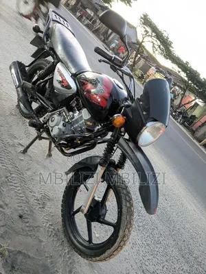 Bajaj Boxer X125 2024