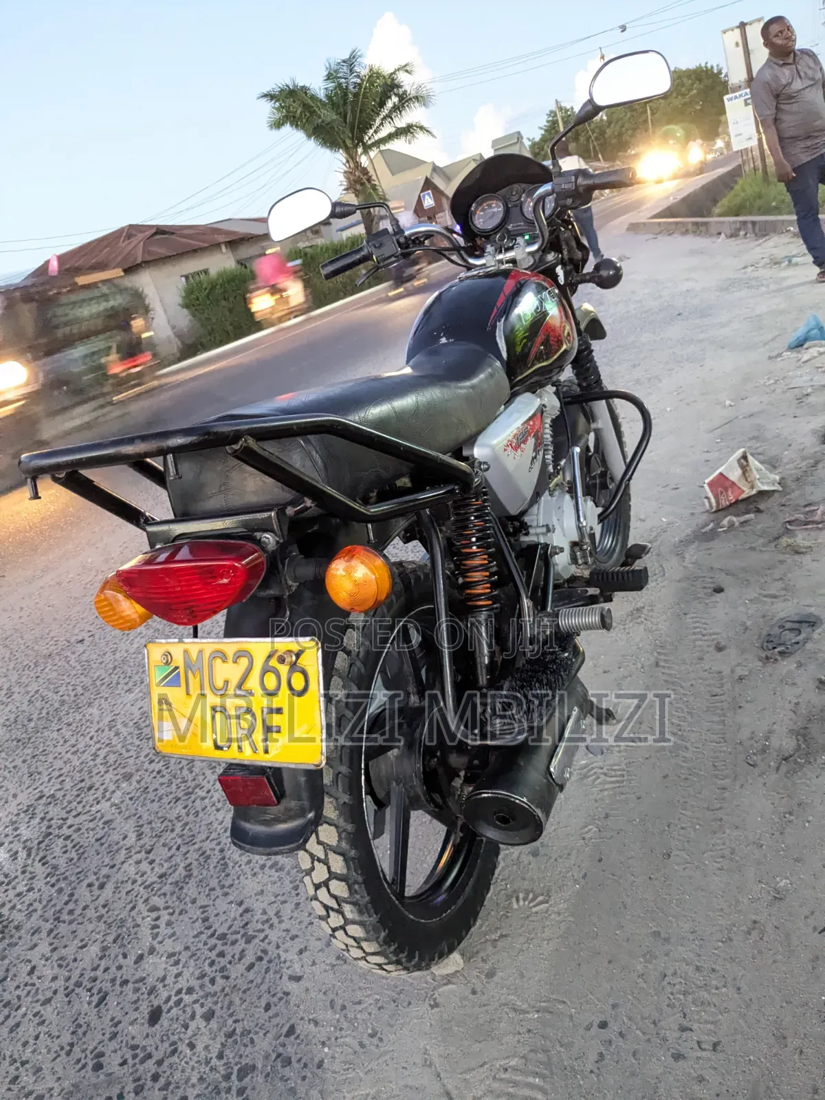 Bajaj Boxer X125 2024