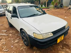 Toyota Corolla 2000 Pearl