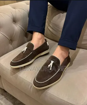 Loro Piano Moccains Classic